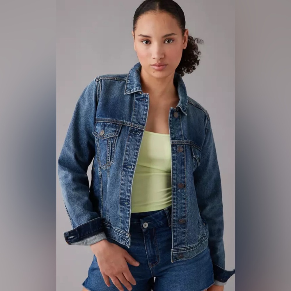 ❥𝗔𝗘𝗢: Classic Denim Jacket